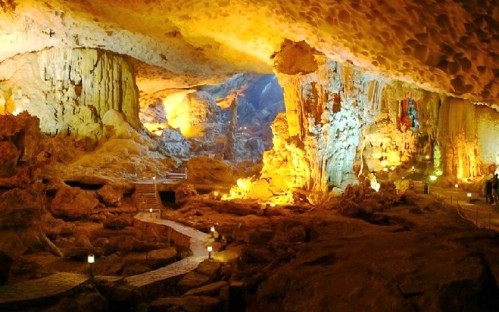 Surprising Cave (Amazing Cave) is one of the most largest and most ...